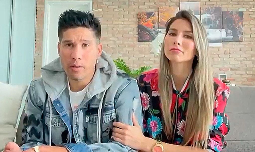 Chyno Miranda y Natasha Araos