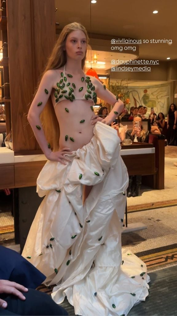 Vivian Wilson, la hija transexual de Elon Musk, debuta como modelo en 3 desfiles de New York Fashion Week