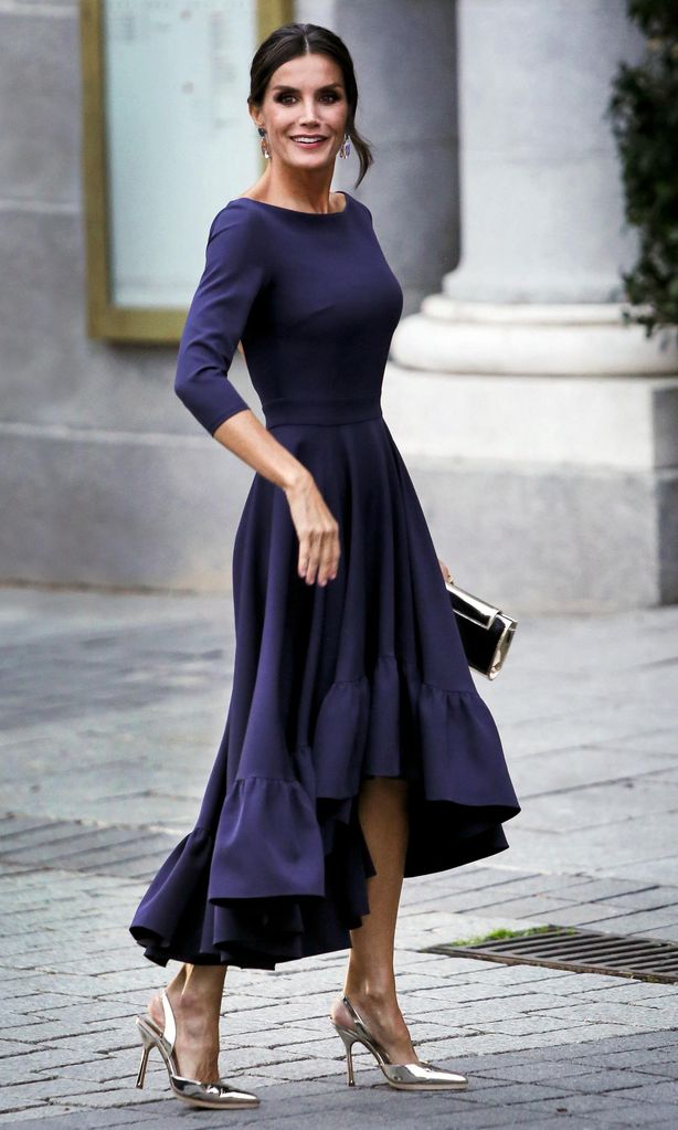 reina Letizia HOLA 4084
