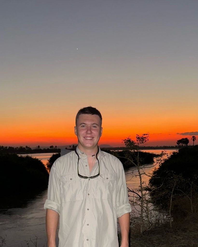 Christian de Dinamarca el día de su cumpleñaos en África el 19 de octubre de 2024