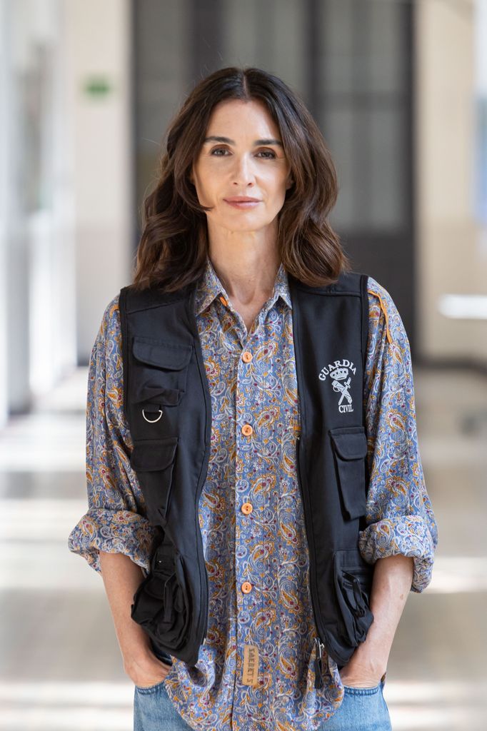 Paz Vega es Cecilia, inspectora e policía y hermana de la protagonista
