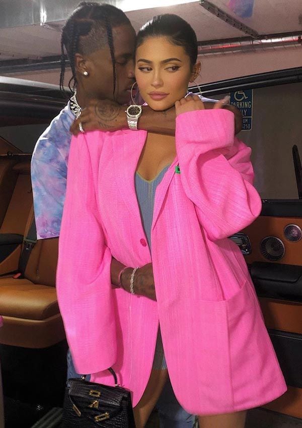 Kylie y Travis