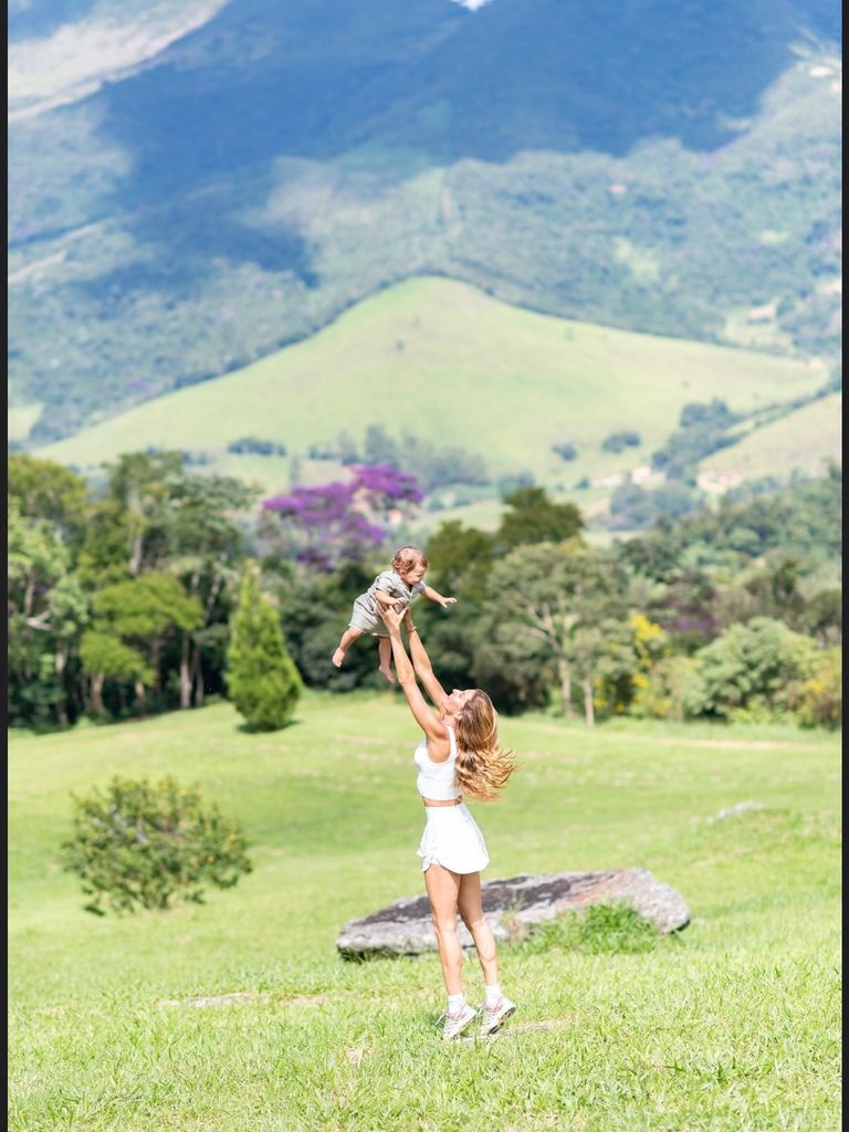 Gisele Bündchen  compartió esta linda foto juntoa  su bebé River.