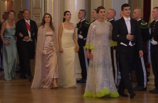 Kyrill de Bulgaria con su novia, su exmujer y sus hijos
