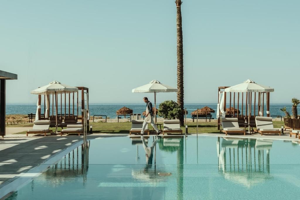 Piscina del Asterion Suites & Spa - Designed for Adults