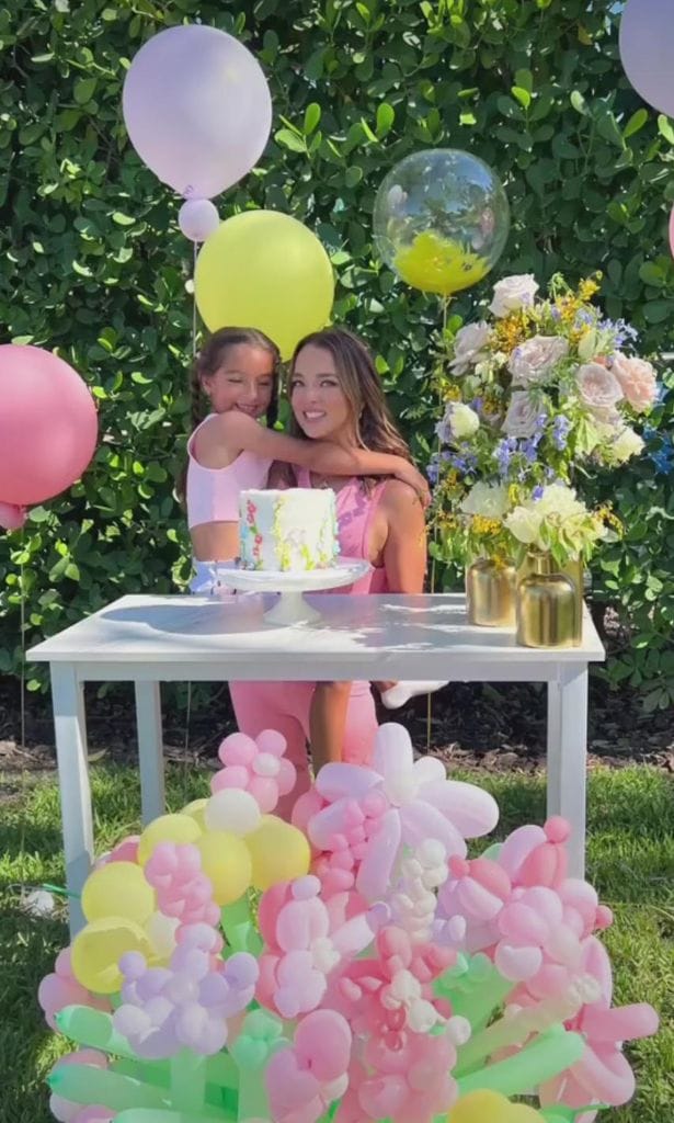 Adamari López y su hija en su cumpleaños