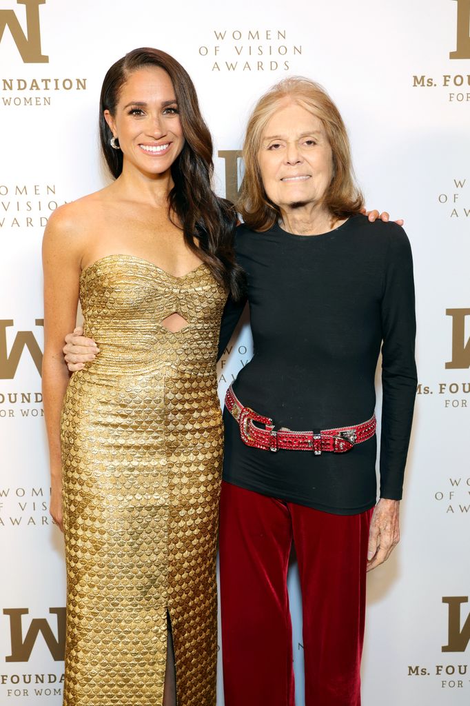 Meghan Markle y Gloria Steinem en la gala de los Premios Mujeres Visionarias de la Fundación Ms., en Nueva York, en 2023.