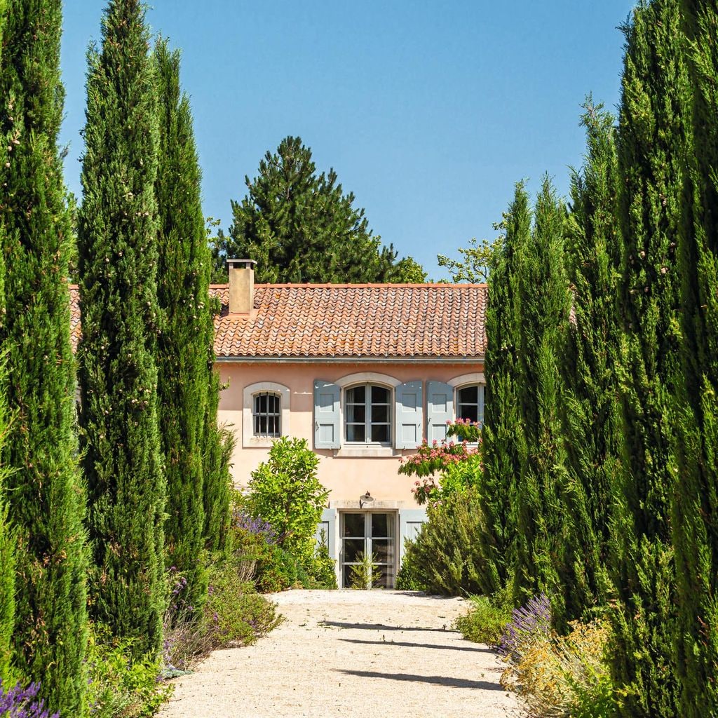 HO4069 Casa Sophie Douzal Sarkozy