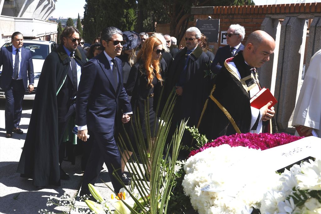 Olivia y su marido Julián, acompañados de su hermano Francisco