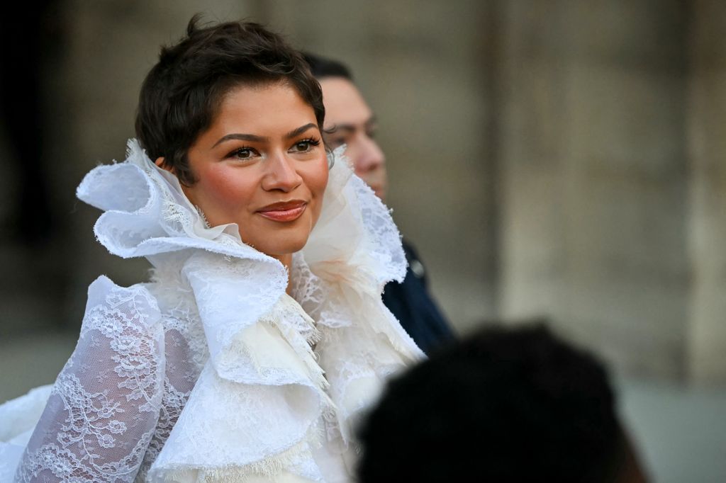 Zendaya en el desfile de la colección 2027 Primavera/Verano de Louis Vuitton en Paris Fashion Week, en París, el 6 de octubre de 2026.