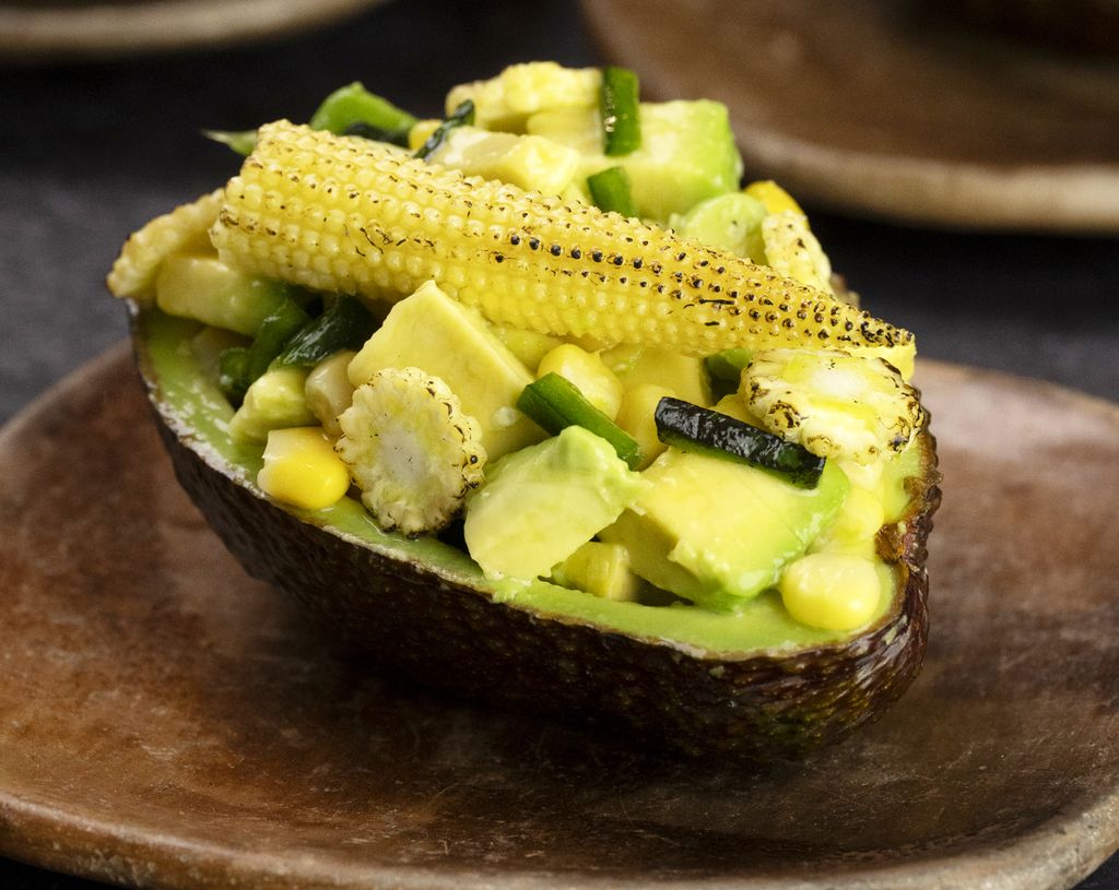 Maíz y aguacate, dos imprescindibles de la despensa de México. 