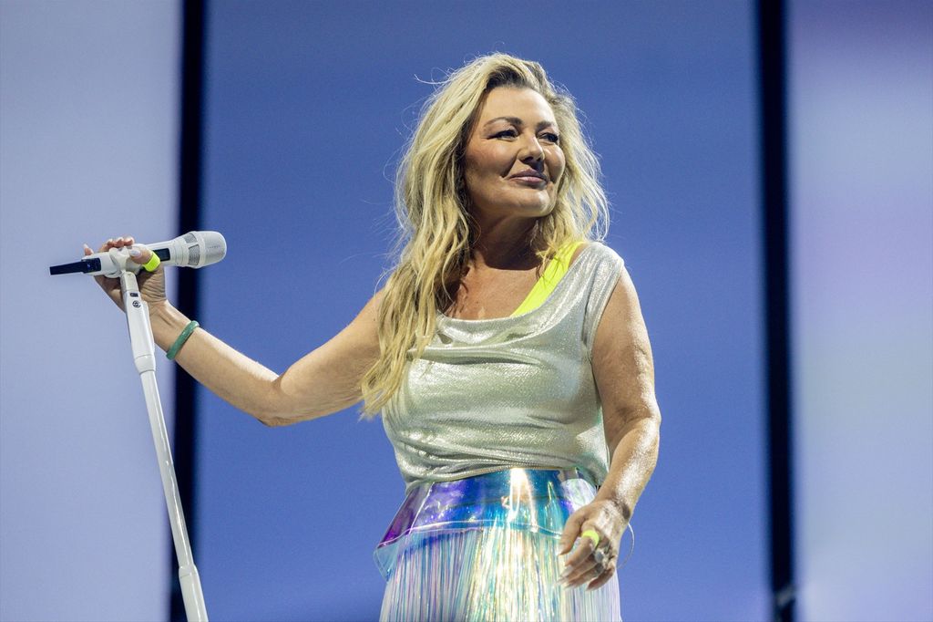 La cantante del grupo 'La Oreja de Van Gogh' durante un concierto en el Movistar Arena