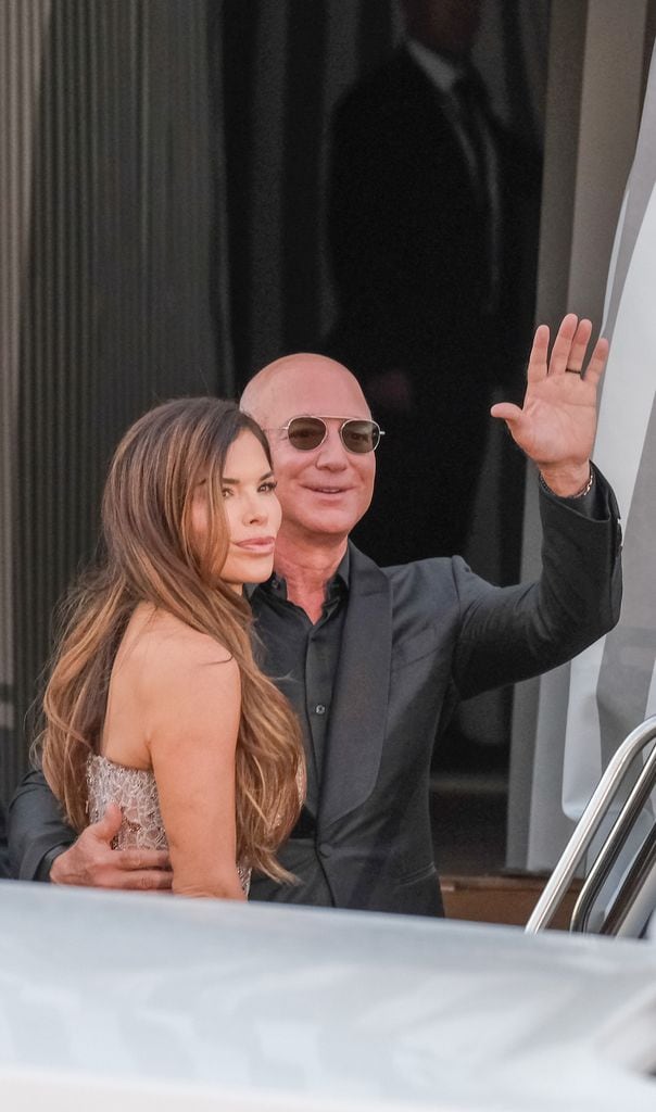 Jeff Bezos y Lauren Sanchez han comenzado las celebraciones del tercer día de su boda