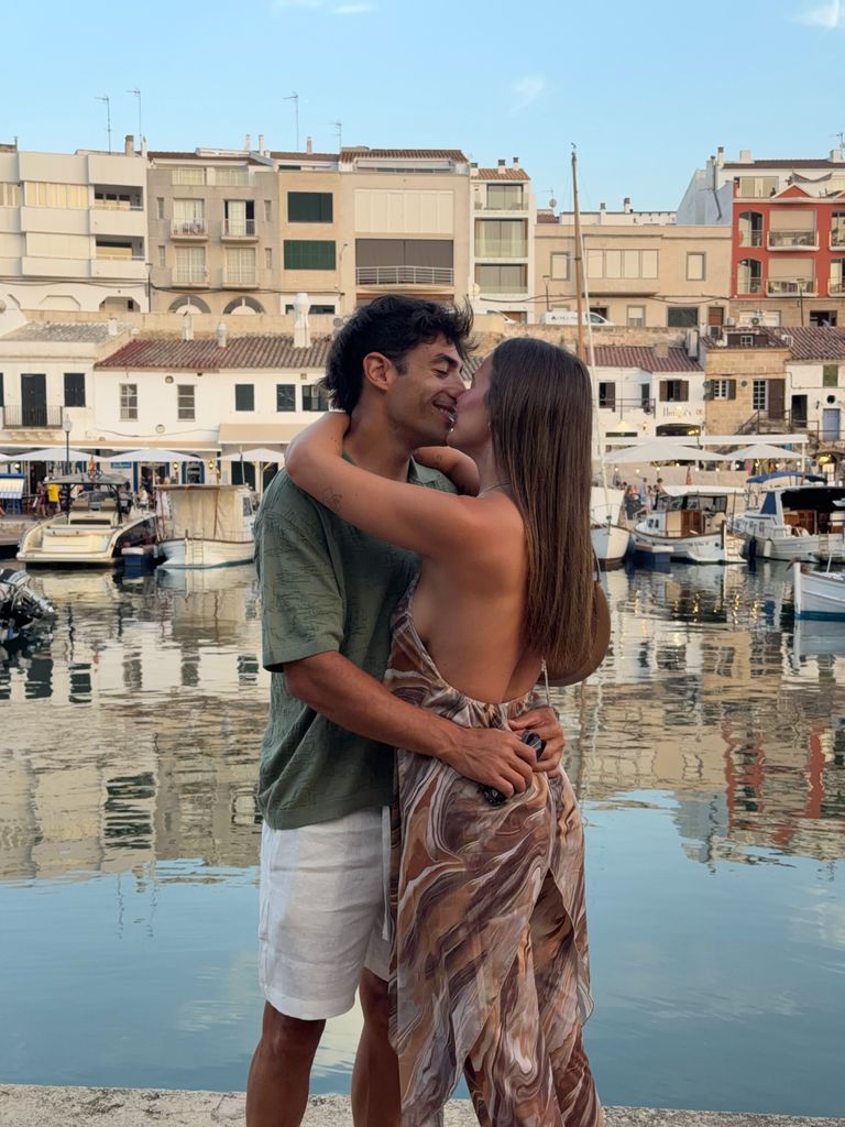 Laura Escanes y Joan Verdú en Menorca