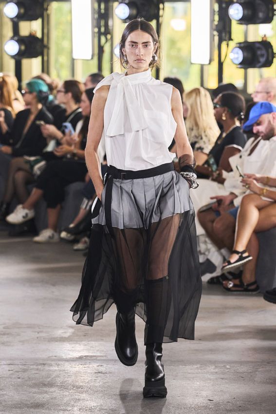sacai032a