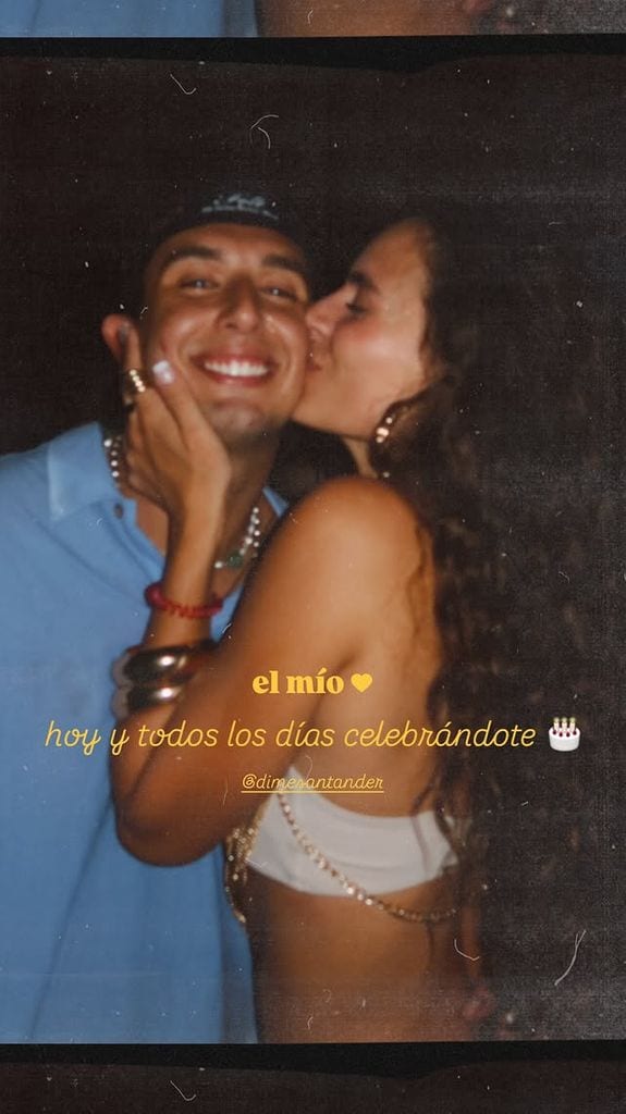 Isadora Figueroa se ha dejado ver muy enamorada de su novio Carlos Santander.