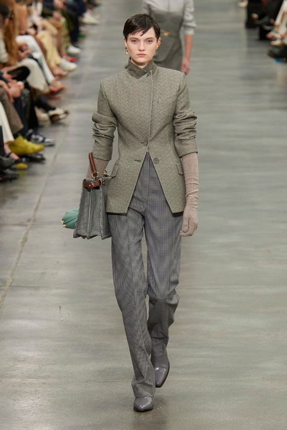 fendi f22 043043220301