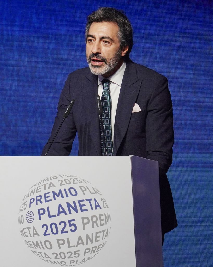 Juan del Val gana el Premio Planeta 2025
