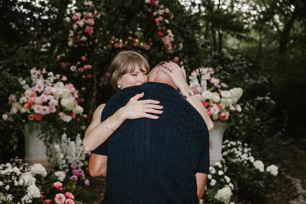 Taylor Swift y Travis Kelce derrocharon amor y felicidad.