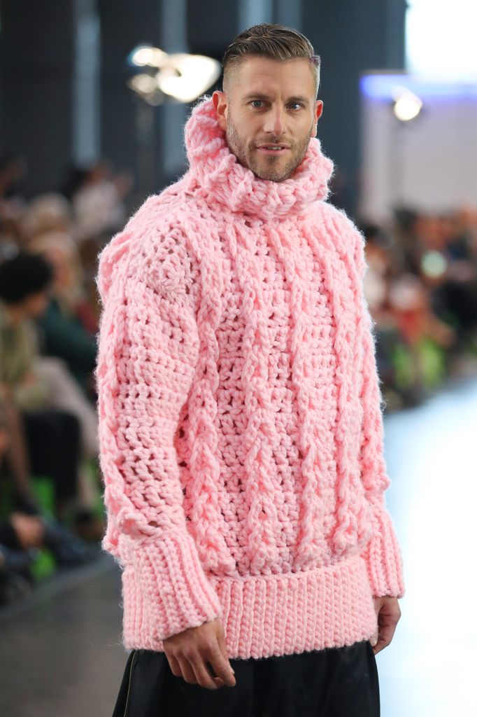 Matias Roure en el front row de Maria Lafuente en el OFF Pasarela Cibeles Fashion Week Madrid 2020