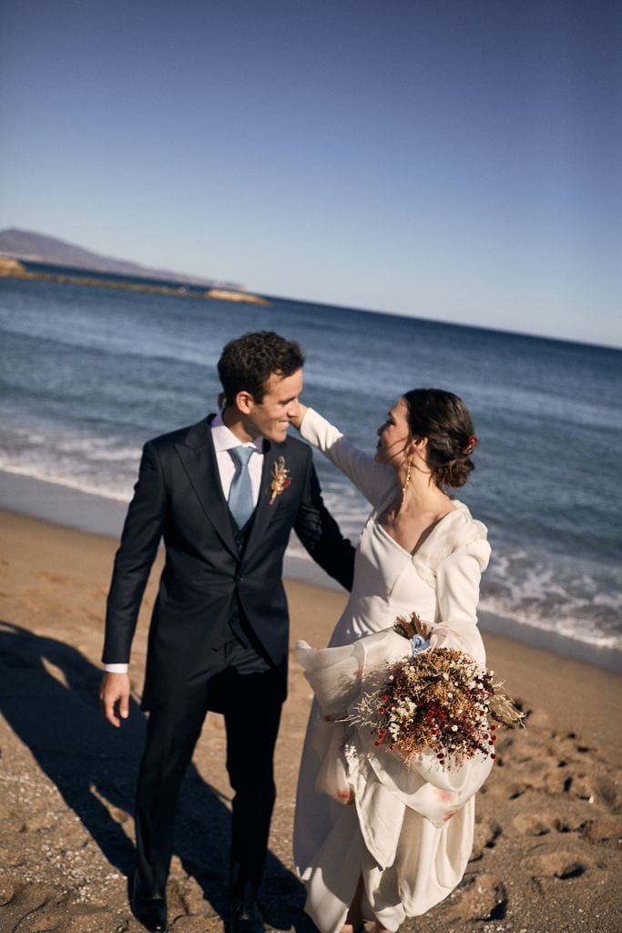 Novia viral Marta con vestido de Irene Toledano