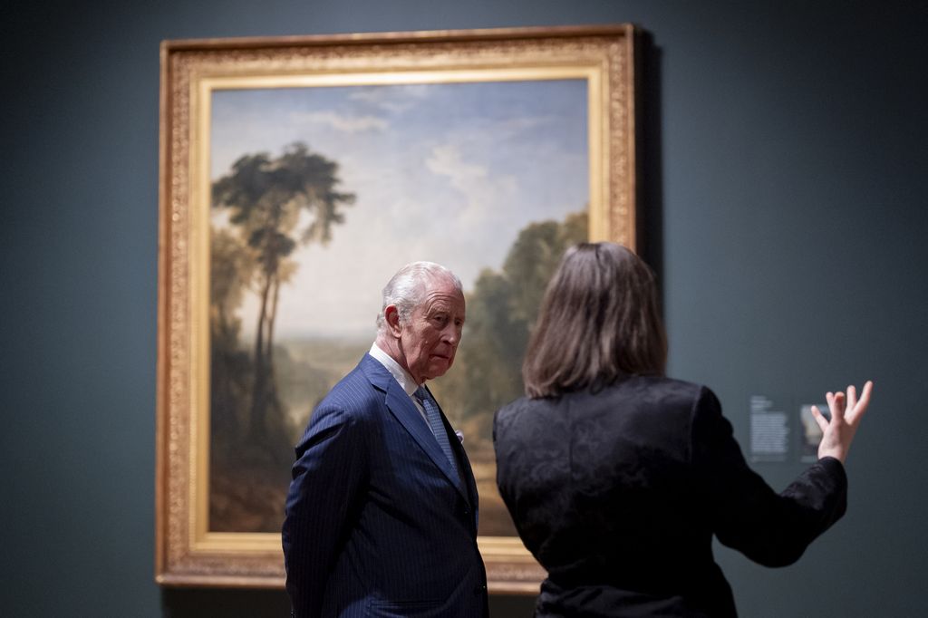 Carlos III observó hasta 200 obras en la exposición de Turner & Constable de la galería británica