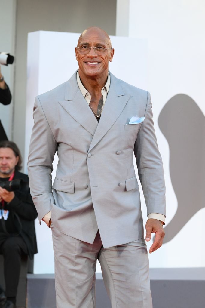 Dwayne Johnson en la red carpet de la película 'The Smashing Machine' el 1° de septiembre de 2025, en el Festival de Cine de Venecia.
