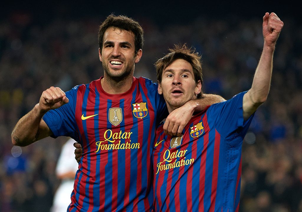  Lionel Messi y Cesc Fabregas entablaron amistad mientras jugaban en el F.C. Barcelona.