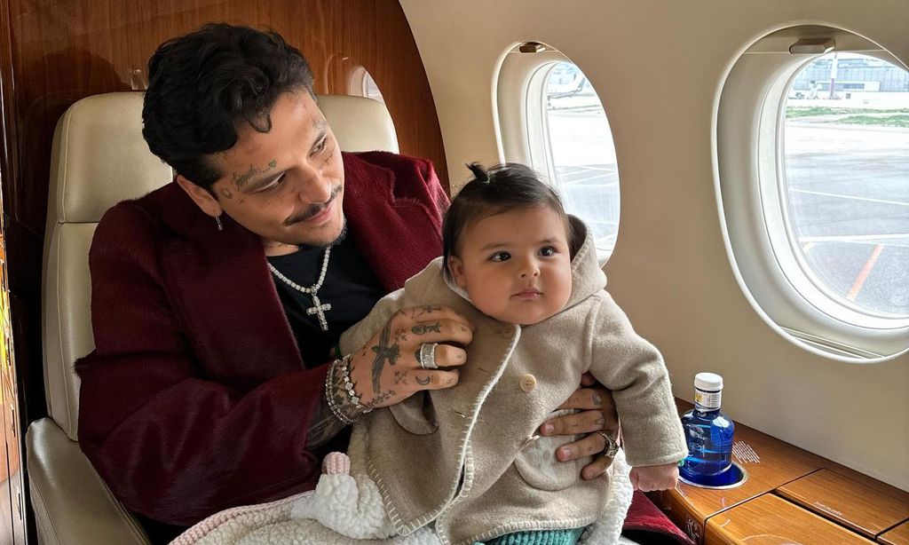 christian nodal con su hija inti