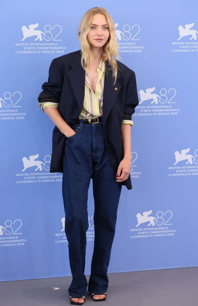 Amanda Seyfried y Julia Roberts comparten a la misma 'stylist', quien es la responsable de este re-wear.