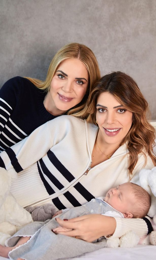 ingrid-asensio-posa-junto-a-su-hija-ingrid-y-su-primera-nieta-micaela