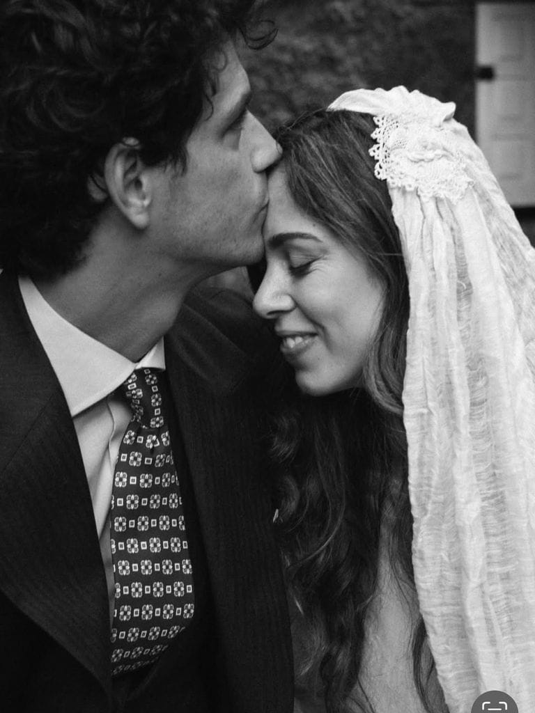 Novia con velo julieta con flores