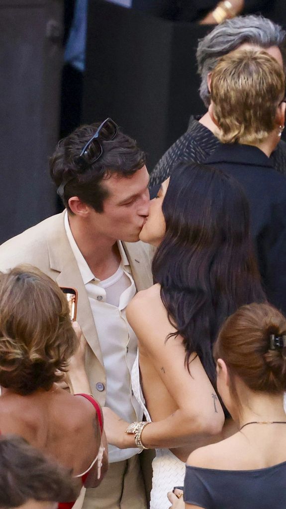 Dua Lipa y su esposo Callum Turner 