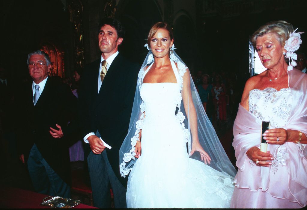 Liborio García e Isabel Gil en su boda