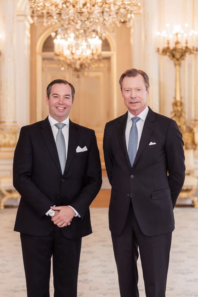 El gran duque de Luxemburgo emite un comunicado donde anuncia el traspaso de sus funciones a su hijo Guillermo 
