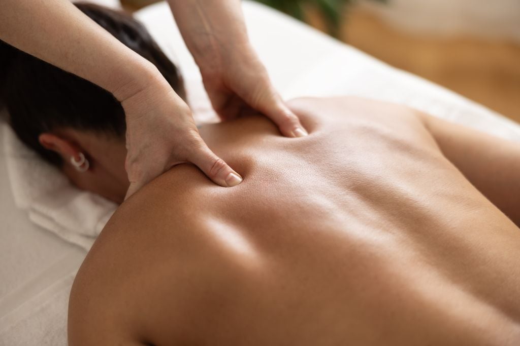 Este tipo de masajes son diferentes a aquellos que buscan relajación muscular.