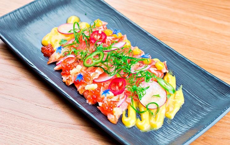 Tiradito de salmón