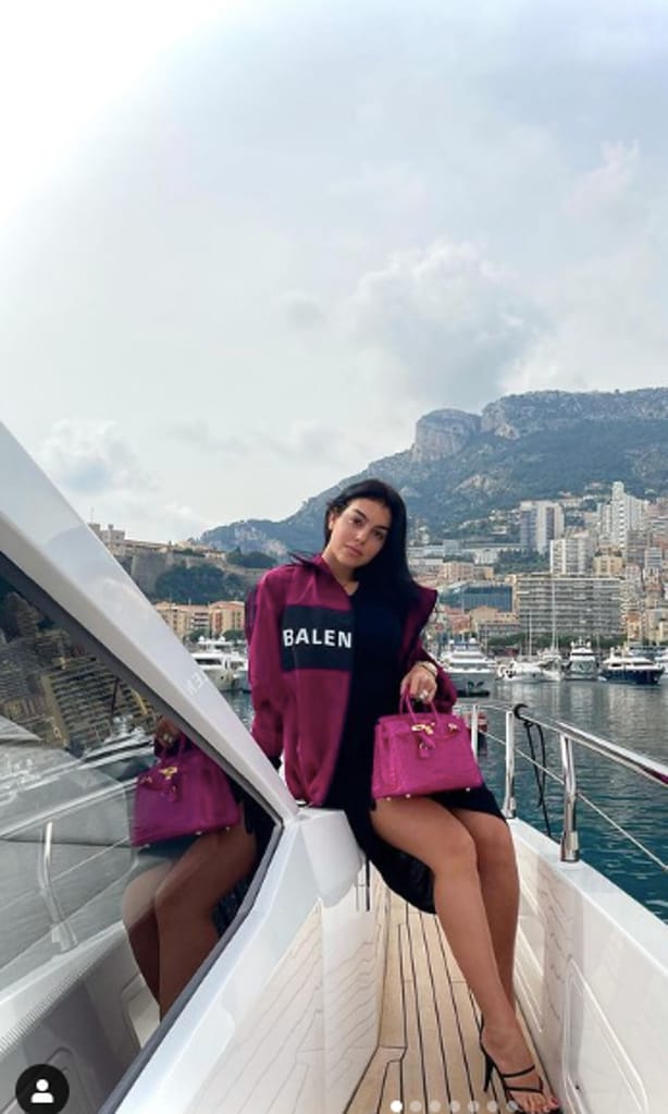 Georgina Rodríguez en el yate de Cristiano