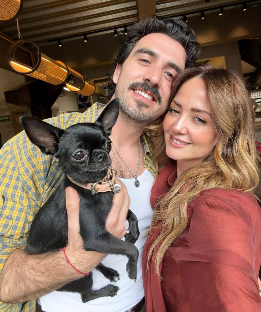 Andrea Legarreta con su novio Luis Carlos Origel.