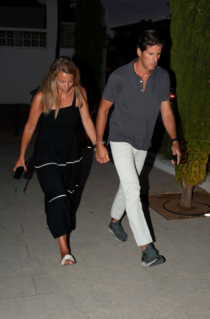 Carla Goyanes y Jorge Benguría en el tanatorio de Caritina Goyanes en Marbella
