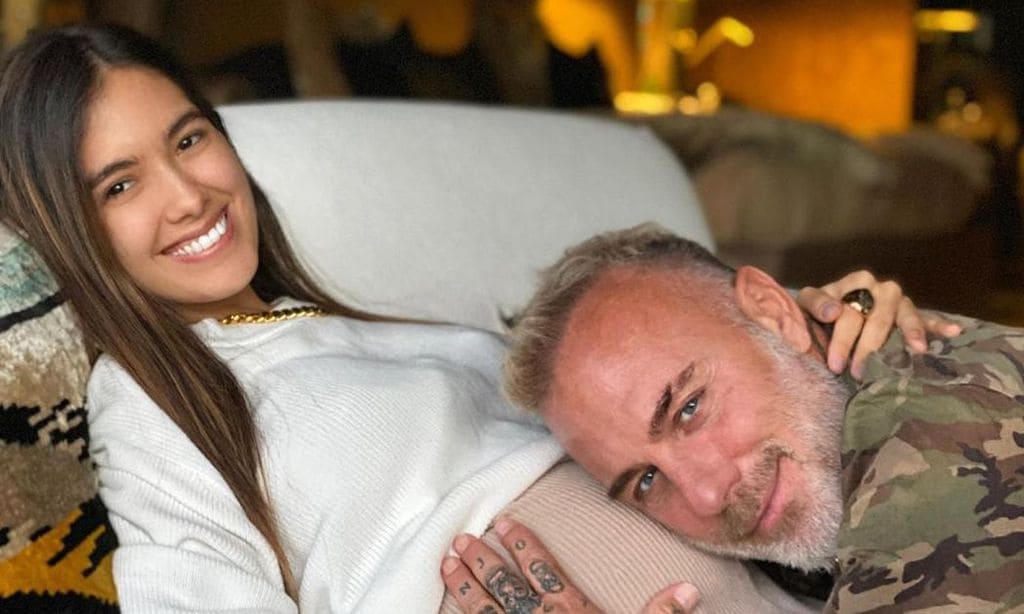 Gianluca Vacchi y Sharon Fonseca