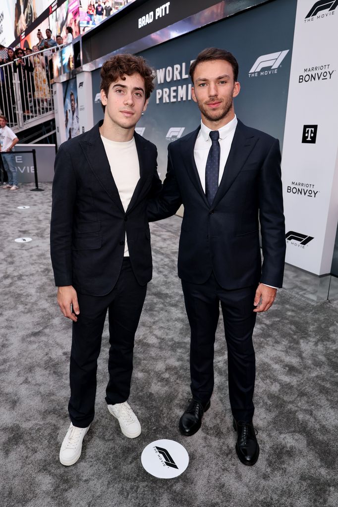 Franco Colapinto y Pierre Gasly juntos en la alfombra del evento. 