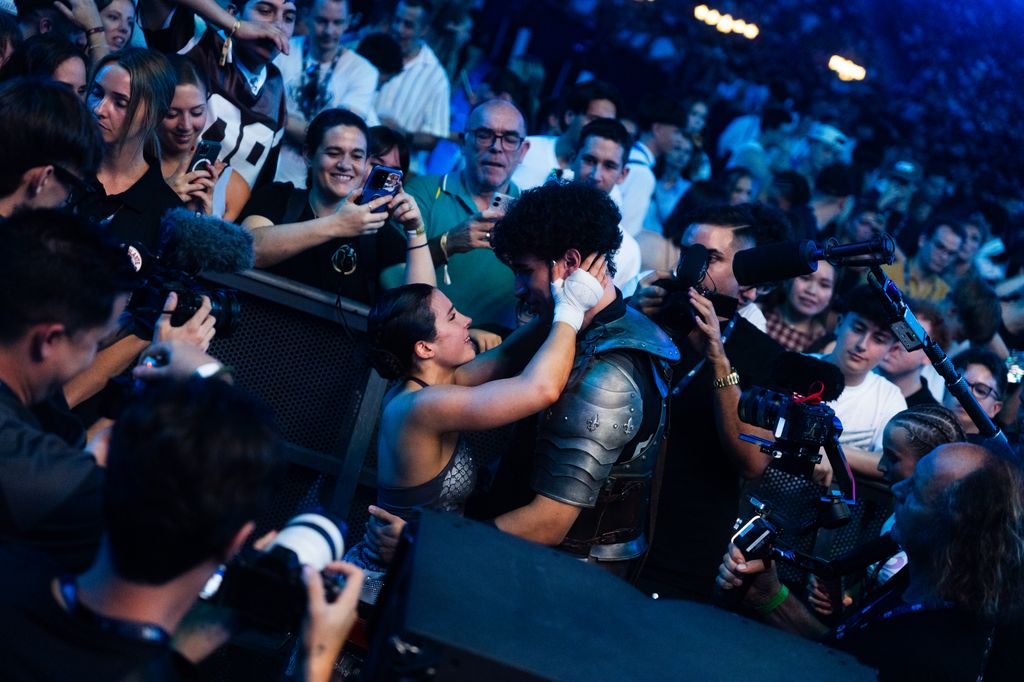 La influencer Roro entrenado a su combate