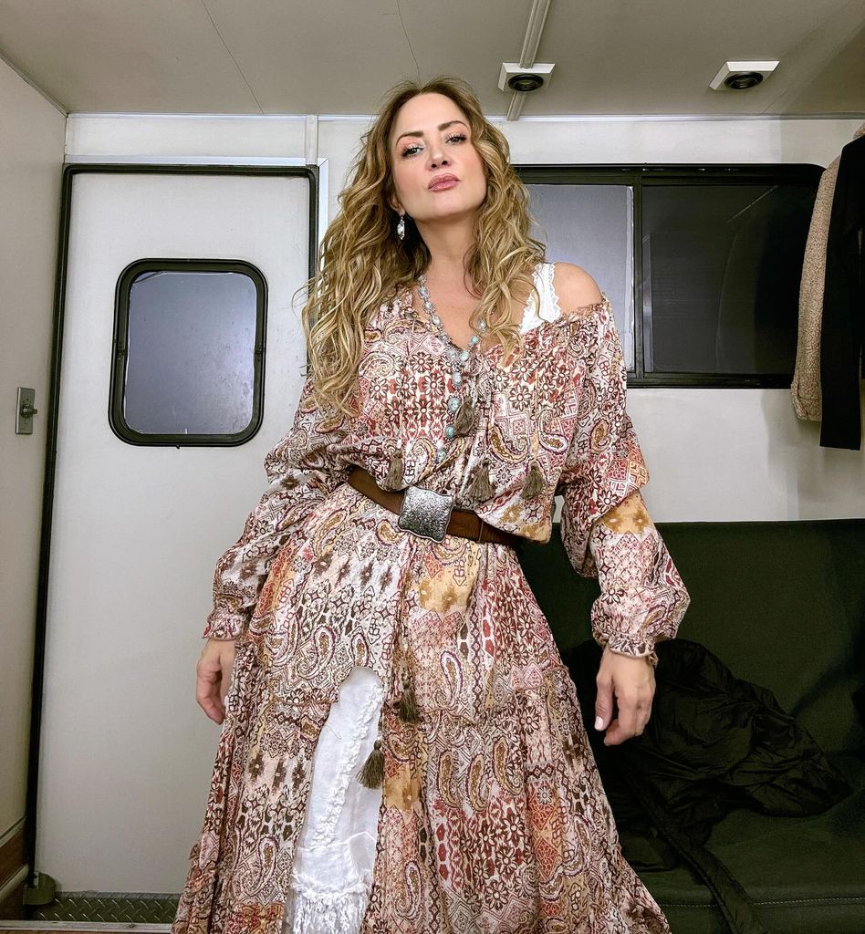 Andrea Legarreta es Julia en 'Amanecer'