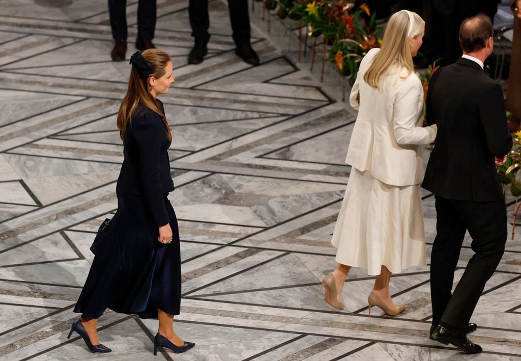 Ingrid de Noruega con sus padres en el Premio Nobel de la Paz 2025