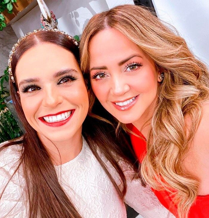 Tania Rincón y Andrea Legarreta