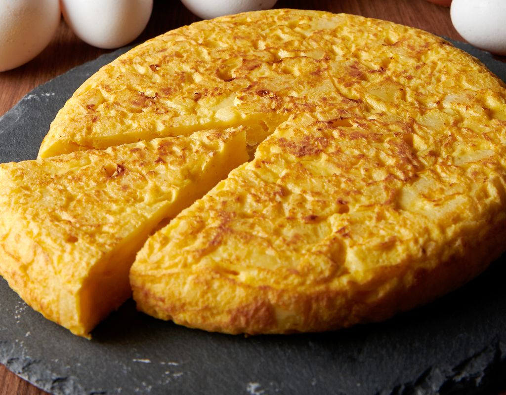 Más allá de si se usa cebolla o no, la tortilla de patata requiere de ciertas pautas si queremos conseguir el mejor resultado.
