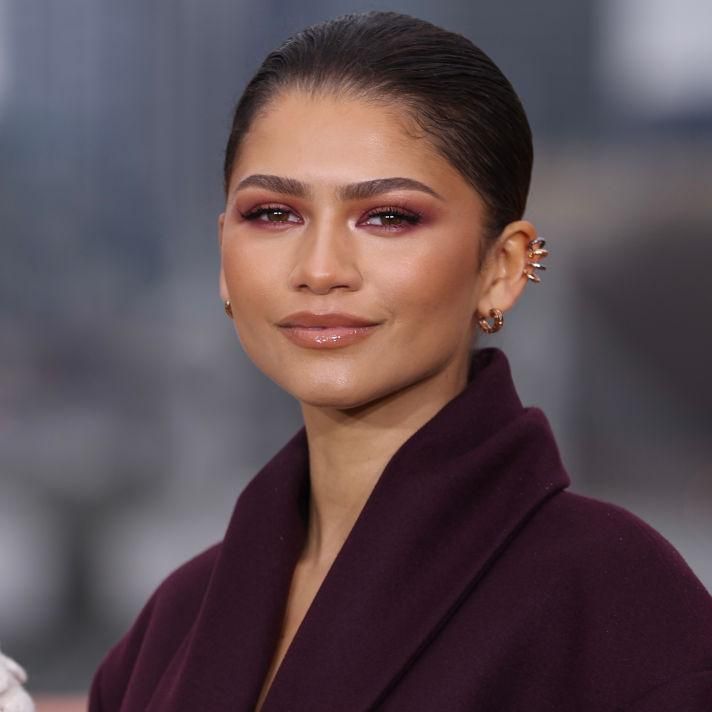 zendaya close up