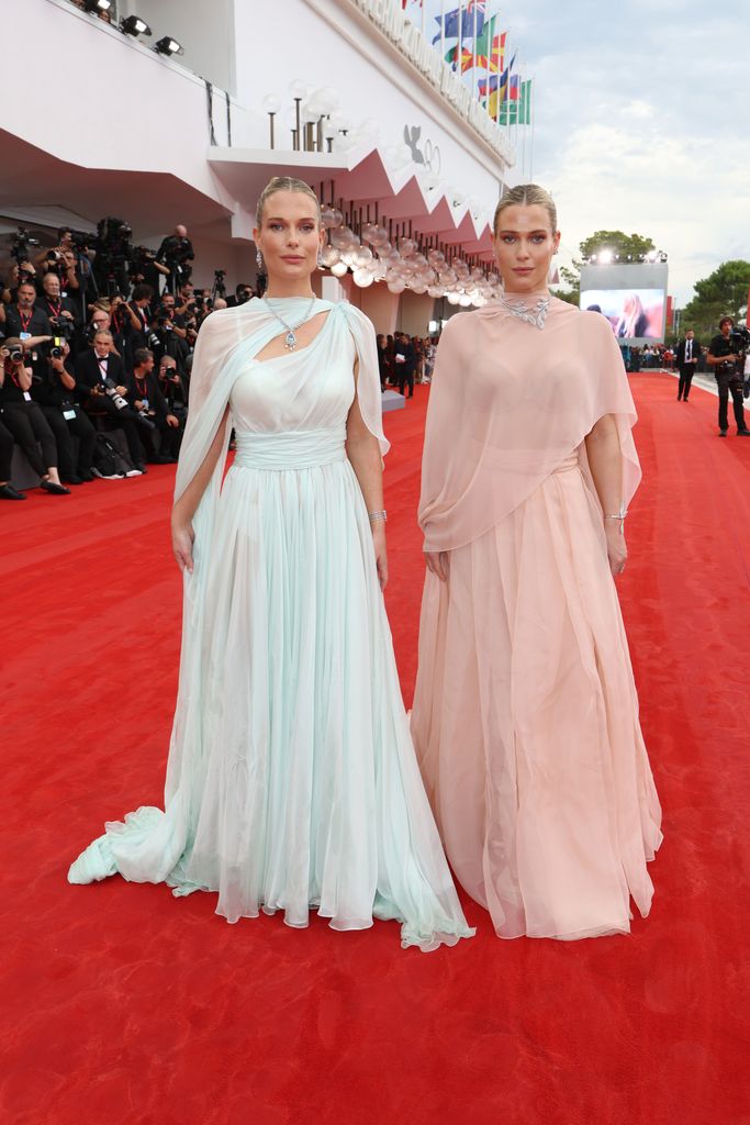 Lady Amelia y Eliza Spencer en el Festival de Venecia