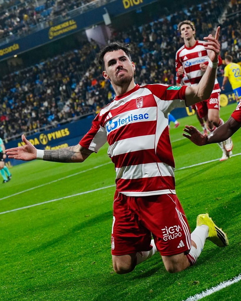 El futbolista de la UD Almería Álex Sola